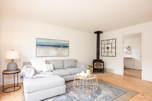 371 Granelli Avenue, Half Moon Bay CA: https://media.crmls.org/mediaz/cade340f-d000-4632-be90-53cc90928928.jpg