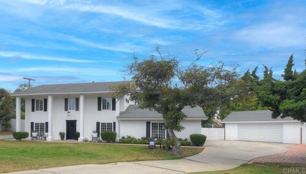 402 Parkwood Lane