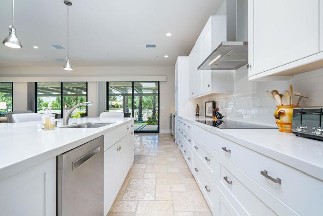 9 Furman Court, Rancho Mirage CA: https://media.crmls.org/mediaz/cae049d6-1da3-46e2-8bf1-cbdfcd14f73c.jpg