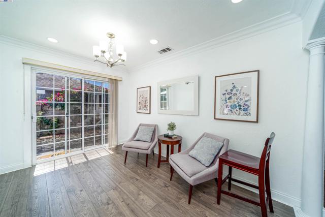 37621 Glenmoor Dr, Fremont CA: https://media.crmls.org/mediaz/cae122a3-ebbc-4068-9567-d1e318ac5300.jpg