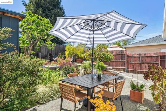 6212 Bernhard, Richmond CA: https://media.crmls.org/mediaz/cae137ea-87af-40f4-8727-8773be8ab9c3.jpg