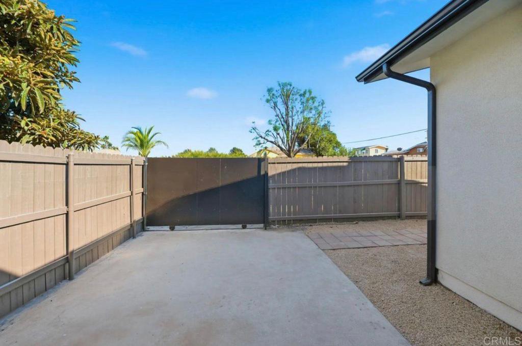 4542 Polk Avenue - photo 6