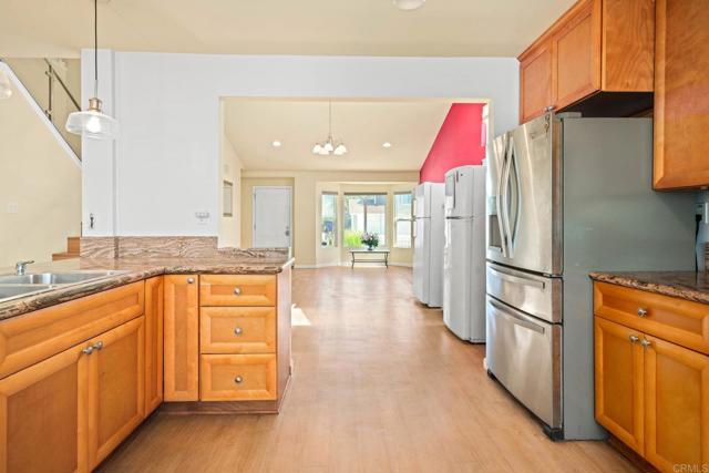 Detail Gallery Image 24 of 48 For 4499 Pebble Beach Dr, Oceanside,  CA 92057 - 4 Beds | 3 Baths