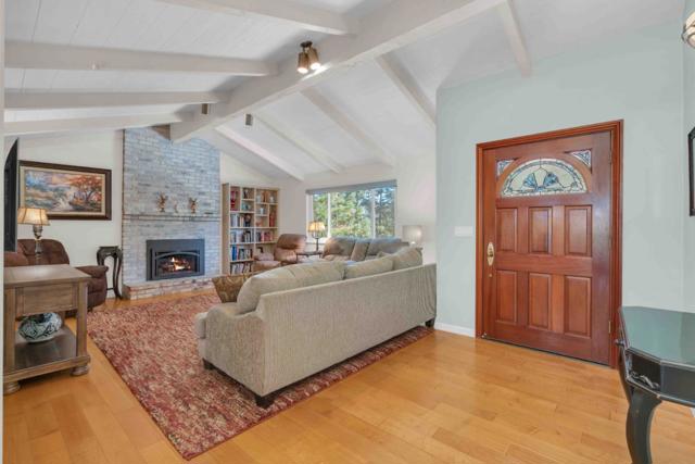 17035 Copper Hill Drive, Morgan Hill CA: https://media.crmls.org/mediaz/cae2f07f-e6d6-4529-8453-134dc7c23f39.jpg
