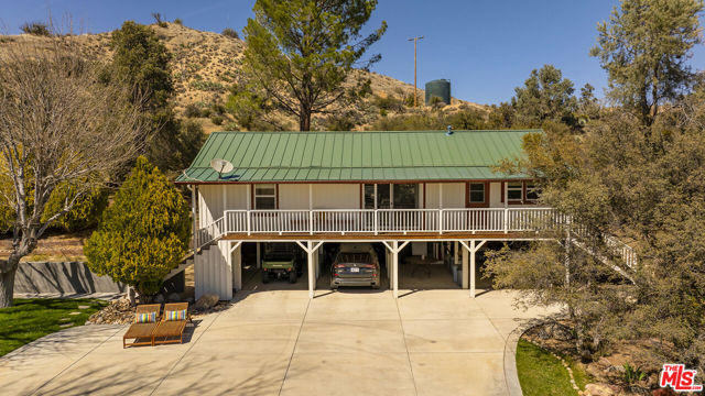 29433 Highway 33 Highway, Maricopa CA: https://media.crmls.org/mediaz/cae5ccea-2e8c-4cfc-a66c-e6517415c217.jpg
