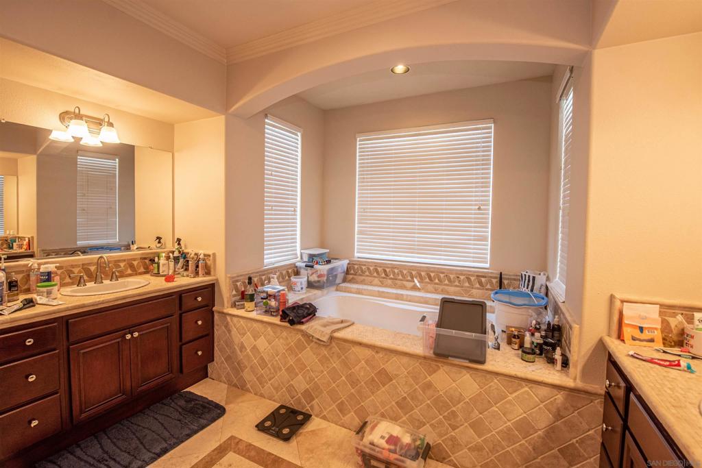 9774 Fox Valley Ct - photo 8