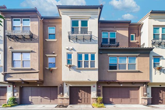 329 Cherokee Loop, Mountain View CA: https://media.crmls.org/mediaz/cae86fd4-5958-4f9b-80e1-30fad54366ca.jpg