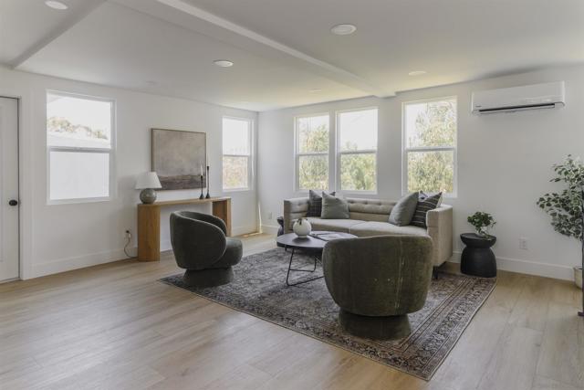 1028 30 Lincoln Ave, San Diego CA: https://media.crmls.org/mediaz/cae878aa-11e3-4093-9257-284af5c62eb5.jpg