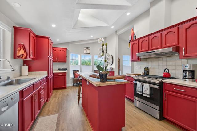 Detail Gallery Image 24 of 61 For 1215 Anchors Way Drive #75,  Ventura,  CA 93001 - 2 Beds | 2 Baths