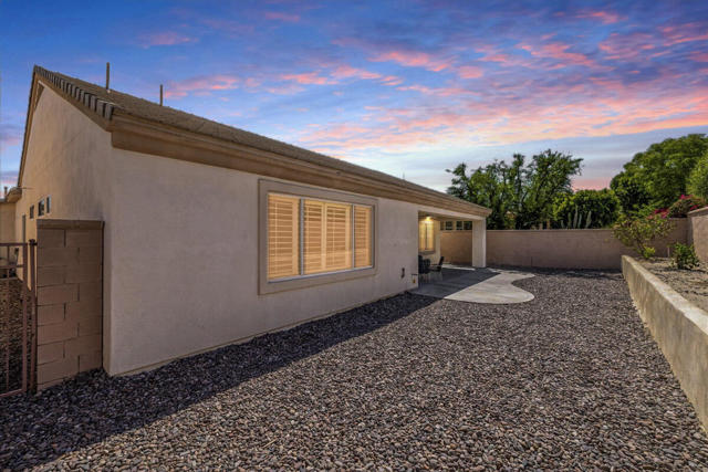78544 Iron Bark Drive, Palm Desert CA: https://media.crmls.org/mediaz/caea8211-845d-4775-8c07-900b9aca8db7.jpg