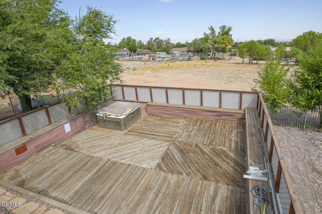 3831 E Ave T 8, Palmdale CA: https://media.crmls.org/mediaz/caea9c81-f709-4277-98a6-b531d41304c2.jpg