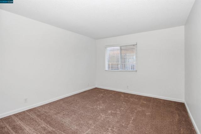 Image 24 of 37 For 2236 Hillsborough Ct