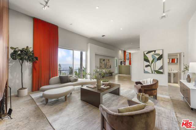 3625 Lowry Road, Los Angeles CA: https://media.crmls.org/mediaz/caebb8cc-dbcc-4169-b120-25cb7c8b446e.jpg