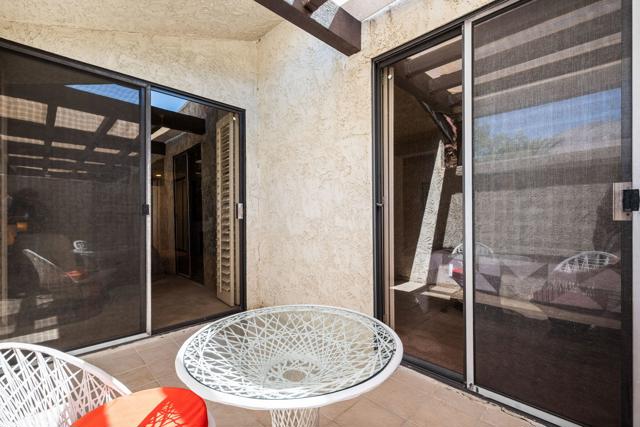 200 N Hermosa Drive, Palm Springs, CA 92262