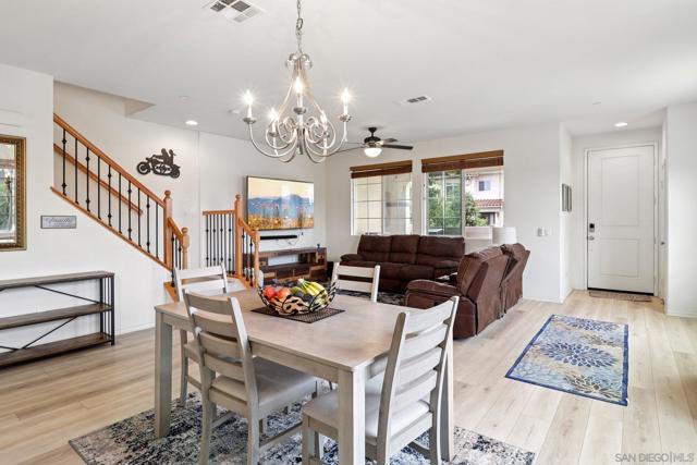 1709 Santa Carolina, Chula Vista CA: https://media.crmls.org/mediaz/caec8023-85d4-44d5-bf59-0ca8226e2a82.jpg