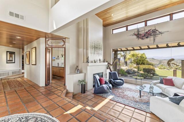 Detail Gallery Image 10 of 75 For 30663 via Maria Elena, Bonsall,  CA 92003 - 4 Beds | 5 Baths