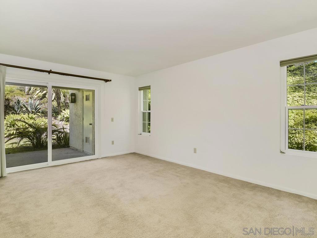 7301 Calle De Fuentes - photo 19