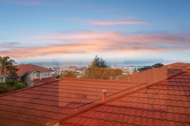 1259 Toyon Drive, Millbrae CA: https://media.crmls.org/mediaz/caed47c4-0bed-4e31-88b8-83e602639fb3.jpg