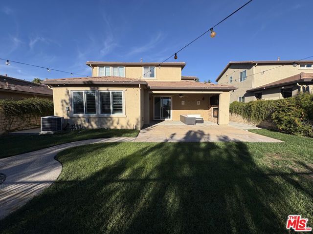 19320 Carranza Lane, Santa Clarita CA: https://media.crmls.org/mediaz/caed8841-e82f-4b68-a760-c6dc8e3173f7.jpg