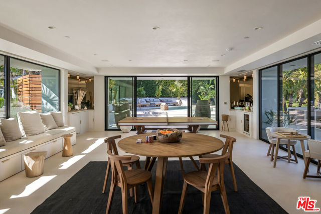 4310 Encinal Canyon Road, Malibu CA: https://media.crmls.org/mediaz/caedc80e-8718-4e85-9c9a-2d32c3631533.jpg