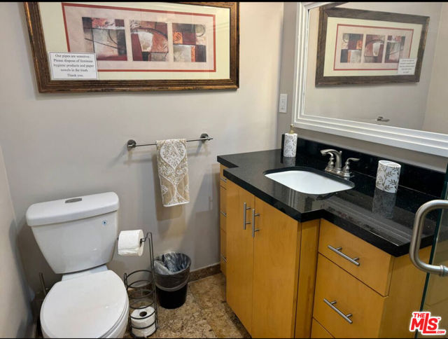 5944 Irvine Avenue, North Hollywood CA: https://media.crmls.org/mediaz/caee437a-7a91-45c6-8652-3c7845576e76.jpg