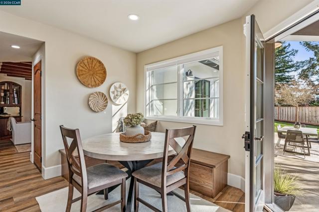 Image 20 of 54 For 850 Las Trampas Rd