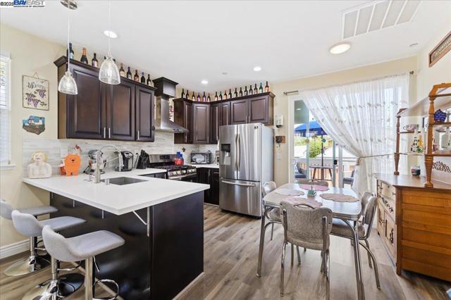 736 N P St, Livermore CA: https://media.crmls.org/mediaz/caeeb6c8-60d6-4c80-9806-31681e79fac6.jpg