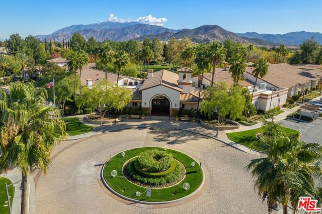 1514 Green Creek Trail, Beaumont CA: https://media.crmls.org/mediaz/caf18f05-4d14-490f-8ddf-d1e428b3e339.jpg