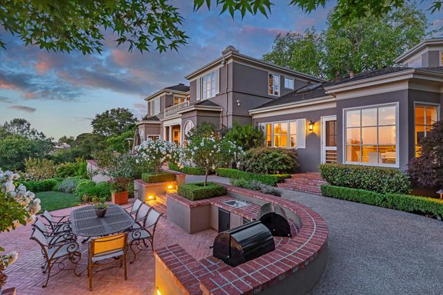 1205 Trinity Drive, Menlo Park CA: https://media.crmls.org/mediaz/caf1d79c-97a0-4c0d-8f91-22962cd573cc.jpg