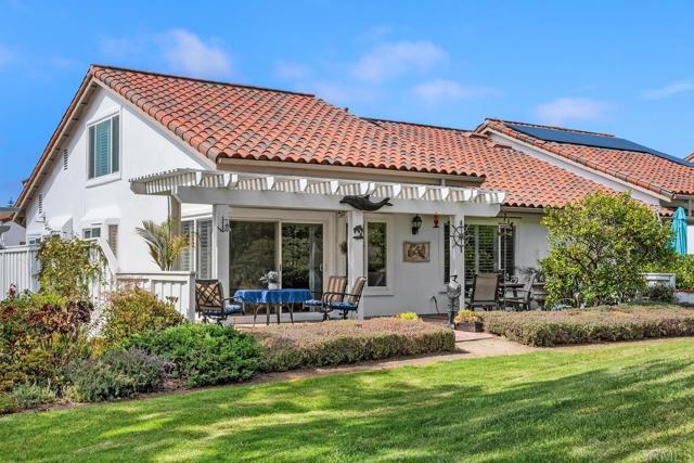 5015 Alicante Way, Oceanside CA: https://media.crmls.org/mediaz/caf26ce1-83e5-40b1-87ca-984e2f4d41b7.jpg