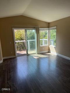 15437 Braun Court, Moorpark CA: https://media.crmls.org/mediaz/caf2a7b1-7a5f-43e5-8790-0d7c33f0cf0f.jpg