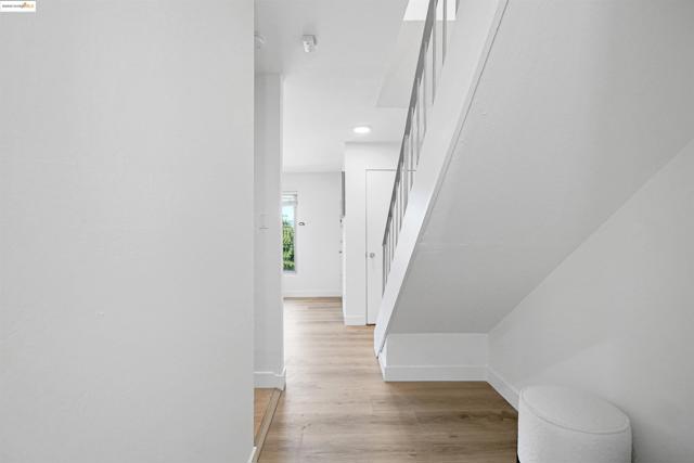 410 Auburn Way, San Jose CA: https://media.crmls.org/mediaz/caf33ebb-ac8c-47e1-9113-105d5d87077d.jpg