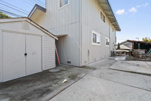 181 Mar Vista Drive, Aptos CA: https://media.crmls.org/mediaz/caf34564-1a7e-4dcb-ac4b-30678ec474e2.jpg