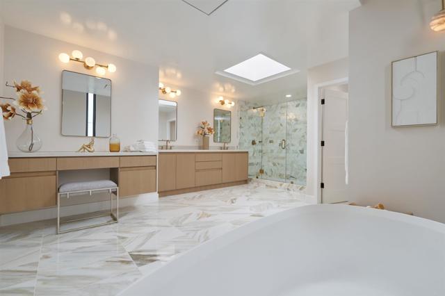 Detail Gallery Image 24 of 47 For 2465 Garfield St, Carlsbad,  CA 92008 - 4 Beds | 4/2 Baths