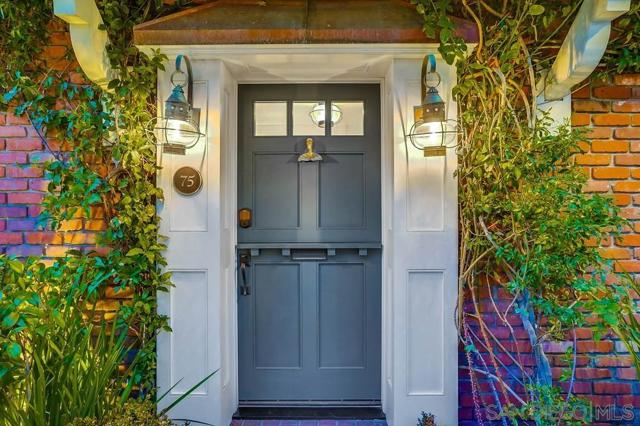 75 Corinthian Walk, Long Beach CA: https://media.crmls.org/mediaz/caf4a4c2-cd85-4ab1-a9d3-50e44b00aabb.jpg