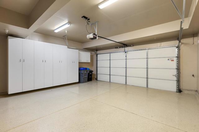 211 Okeefe Way, Mountain View CA: https://media.crmls.org/mediaz/caf4e7d5-c8c3-4965-bd1b-c2b8d13d8502.jpg