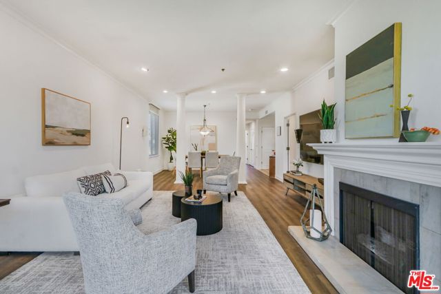 2 Bed Home for Sale in Santa Monica, California