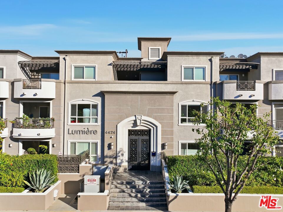 4424 Whitsett Avenue #309