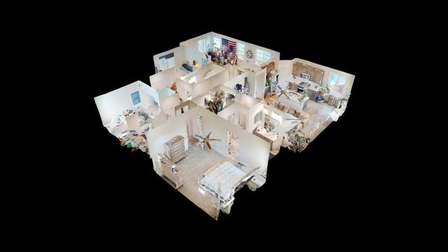 677 Sacramento Way, Hollister CA: https://media.crmls.org/mediaz/caf6a852-6287-4f18-8087-155fca973cf6.jpg
