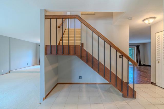 985 Big Bend Drive, Pacifica CA: https://media.crmls.org/mediaz/caf72298-22be-40d0-bc7c-cbbb42528b46.jpg