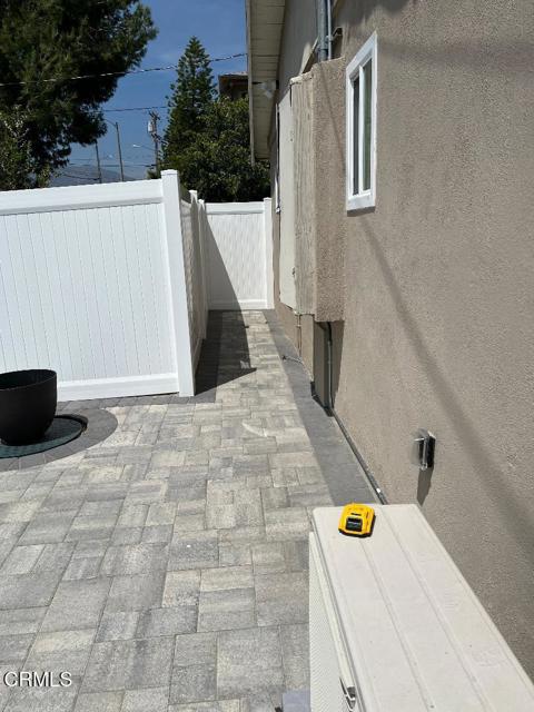 7077 Day Street, Tujunga CA: https://media.crmls.org/mediaz/caf73e49-ee27-46cd-b92c-8770c6dbfdbc.jpg