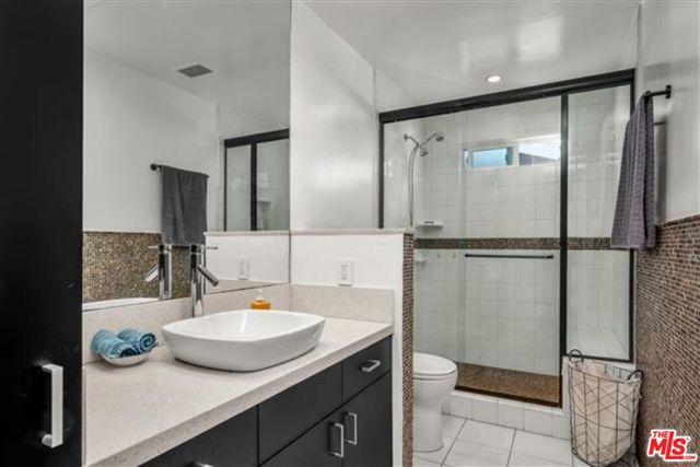 5118 Randall Street photo 18