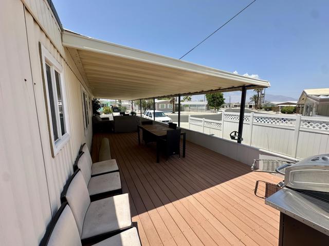 32660 Bloomfield Avenue, Thousand Palms CA: https://media.crmls.org/mediaz/caf7fd31-09c9-4932-b1b1-08dd9e564c8d.jpg