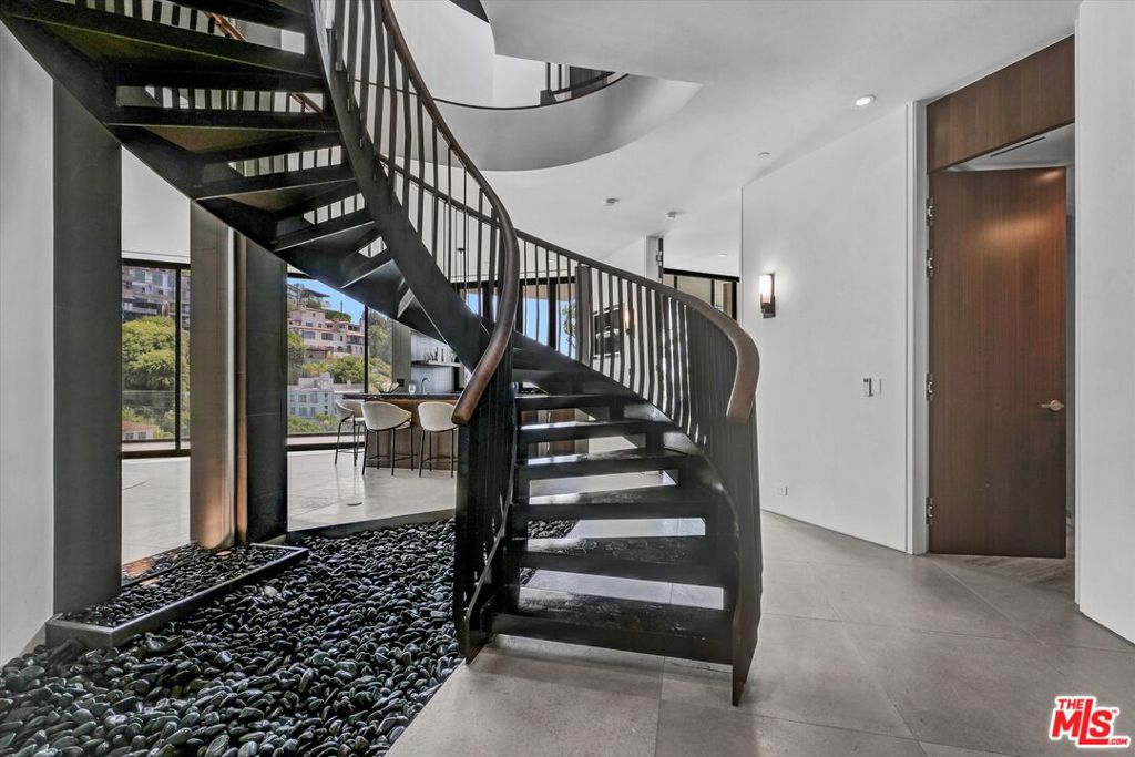 MLS #26858909 image #40