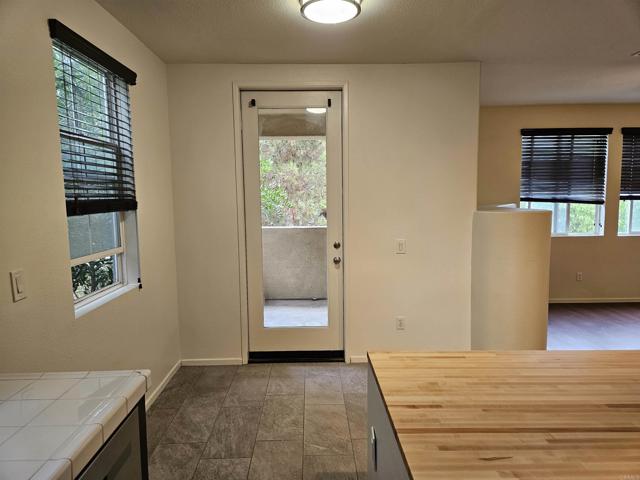 4558 Northern Moon Way, San Diego CA: https://media.crmls.org/mediaz/caf8fed6-1541-422c-98dc-702f0faaf4b9.jpg