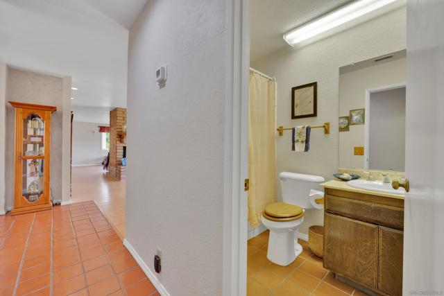 13955 Wanda Way, Jamul CA: https://media.crmls.org/mediaz/caf9083d-d00c-4afc-b0bc-ef7778094111.jpg