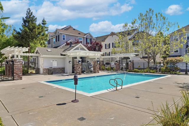 581 Monterey Terrace, Sunnyvale CA: https://media.crmls.org/mediaz/caf958f7-b93f-4cb0-a7ff-c58a7a0c33d5.jpg