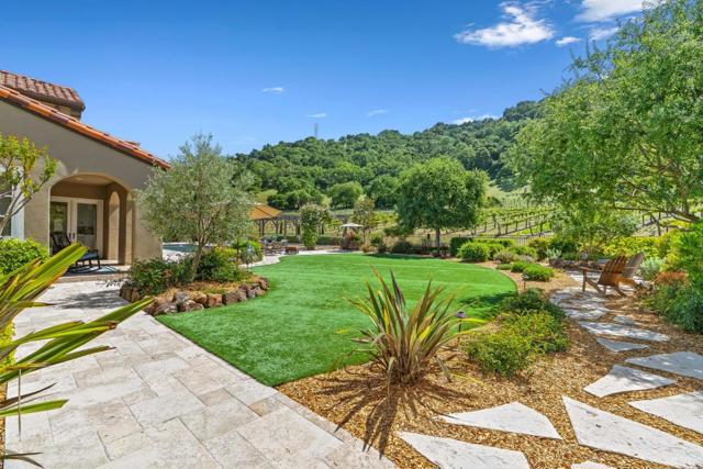 1405 Lakeview Court, San Martin CA: https://media.crmls.org/mediaz/cafad210-c683-454a-9476-a2b20cb92f77.jpg