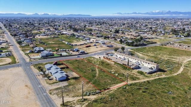 16670 Sequoia Street, Hesperia CA: https://media.crmls.org/mediaz/cafaeff9-4a55-41fc-baa6-a771c5373b25.jpg