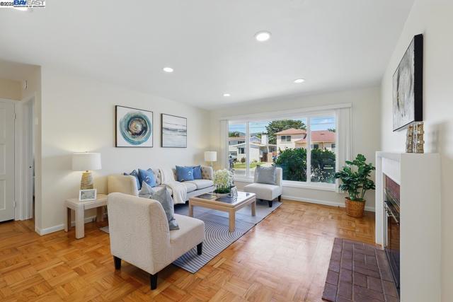 232 Longford Dr, South San Francisco CA: https://media.crmls.org/mediaz/cafbf237-8ad4-42c5-aec2-bac2e6c250cd.jpg